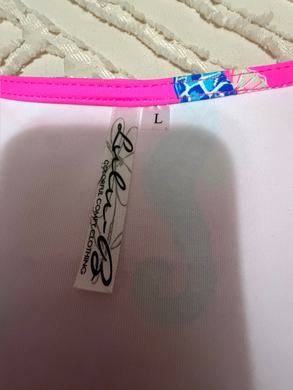 BNWOT LULA B Hot Pink Trim Blue Accent Top with Seahorses - super soft SFH - Picture 3 of 4
